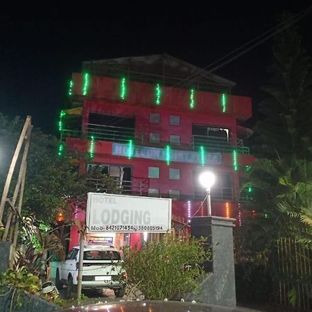 On Point Plaza Bed and Breakfast Murūd Εξωτερικό φωτογραφία