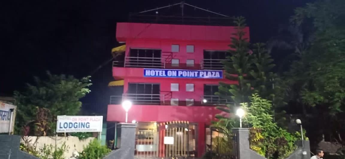 On Point Plaza Bed and Breakfast Murūd Εξωτερικό φωτογραφία