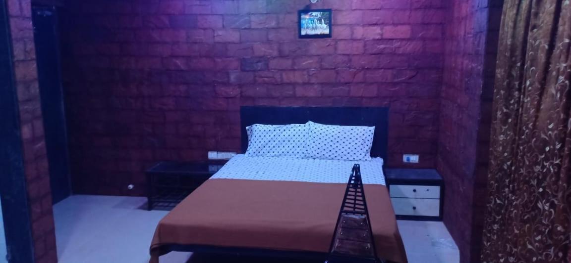 On Point Plaza Bed and Breakfast Murūd Εξωτερικό φωτογραφία