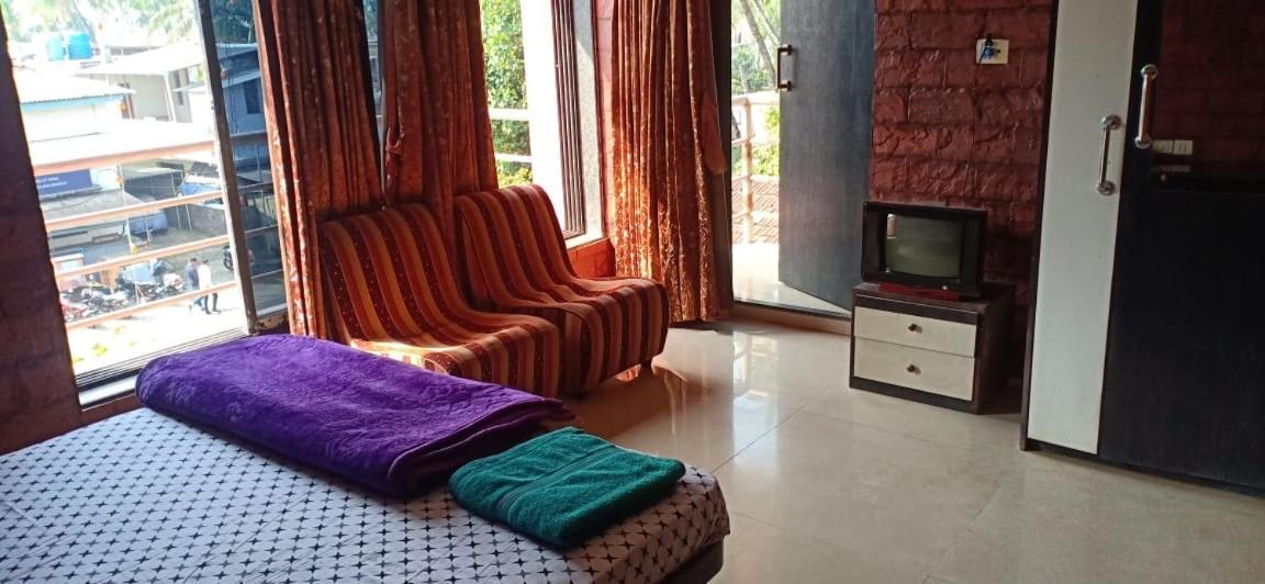 On Point Plaza Bed and Breakfast Murūd Εξωτερικό φωτογραφία