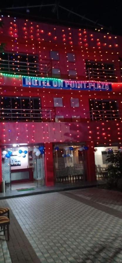 On Point Plaza Bed and Breakfast Murūd Εξωτερικό φωτογραφία