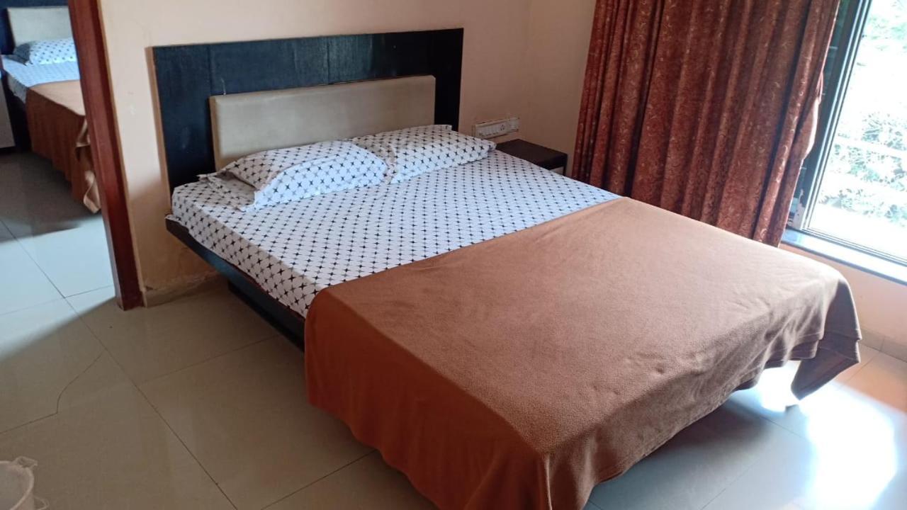 On Point Plaza Bed and Breakfast Murūd Εξωτερικό φωτογραφία