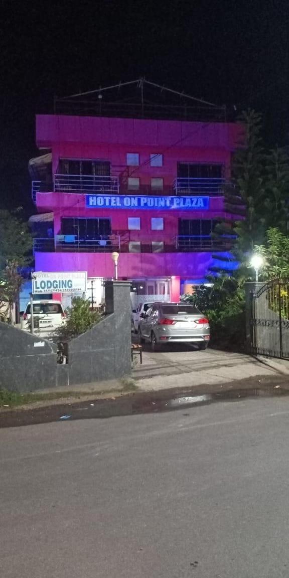On Point Plaza Bed and Breakfast Murūd Εξωτερικό φωτογραφία