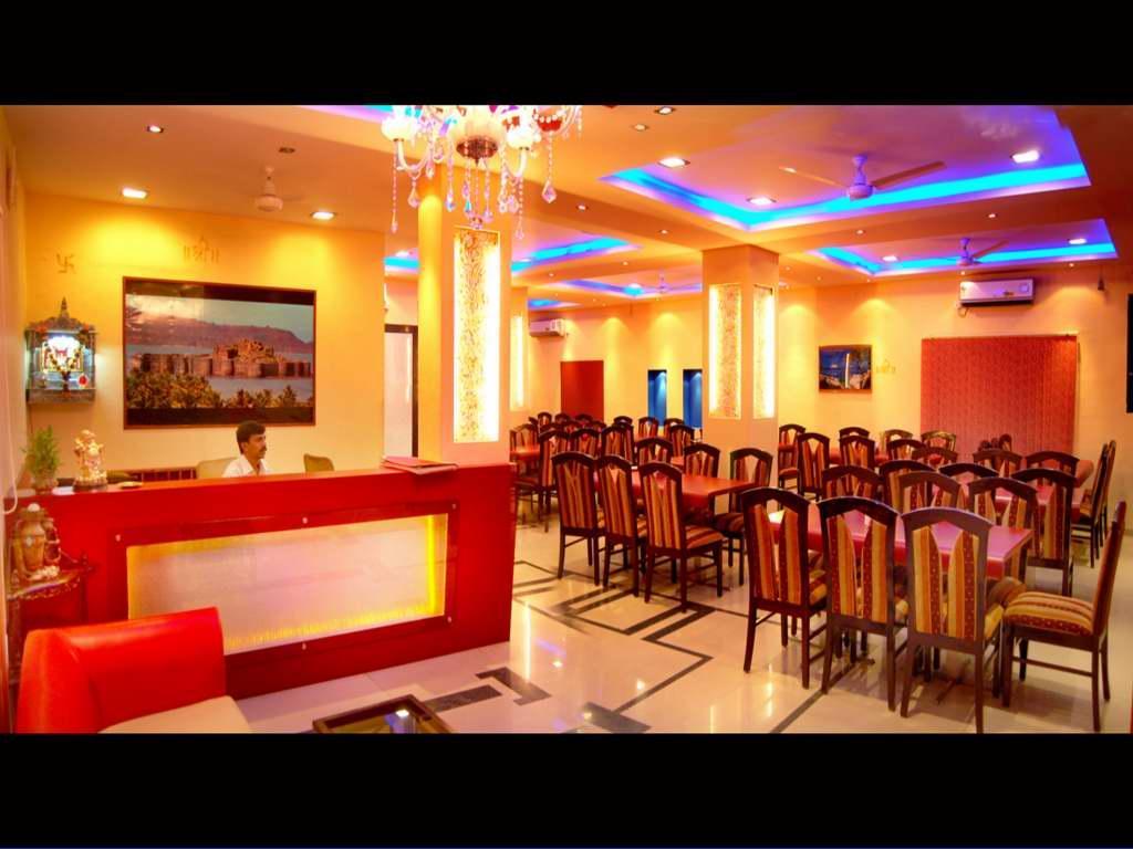 On Point Plaza Bed and Breakfast Murūd Εξωτερικό φωτογραφία