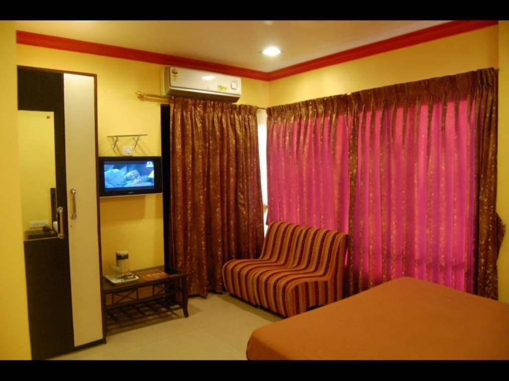 On Point Plaza Bed and Breakfast Murūd Εξωτερικό φωτογραφία